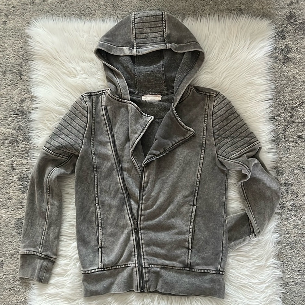 H&M boys gray zip up hoodie